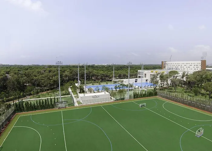 Gloria Sports Arena אתר נופש