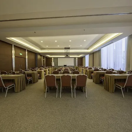 Gloria Sports Arena 5* באלאק