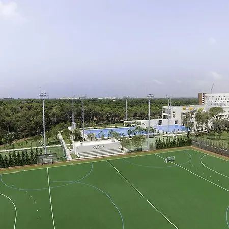 Gloria Sports Arena אתר נופש