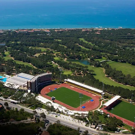 אתר נופש Gloria Sports Arena
